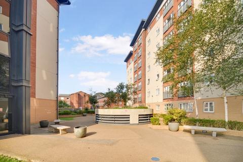 Aspects Court, Slough