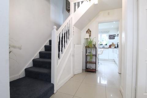 31 Lippitts Hill, Luton, LU2 7YN