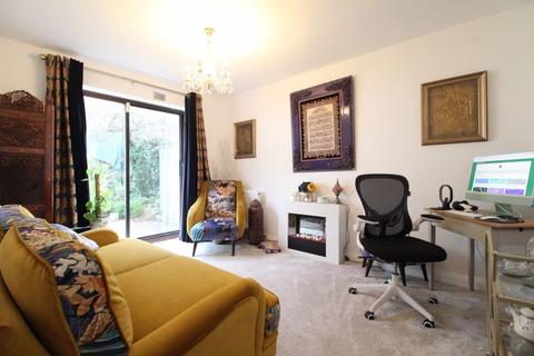31 Lippitts Hill, Luton, LU2 7YN
