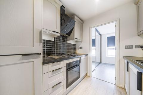1 bedroom apartment for sale, Albert Road, London, E16