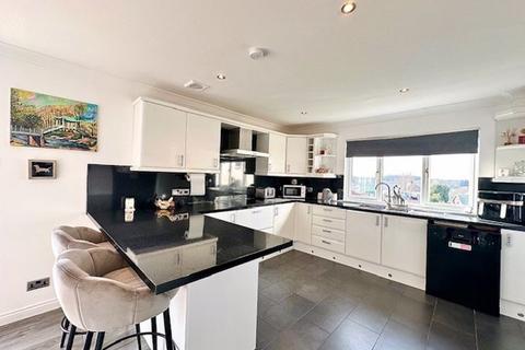 62 Car Road, Cumnock, KA18 1HL