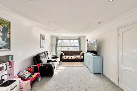 62 Car Road, Cumnock, KA18 1HL