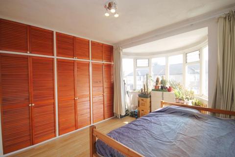 2 bedroom property for sale, Stanley Avenue, Greenford