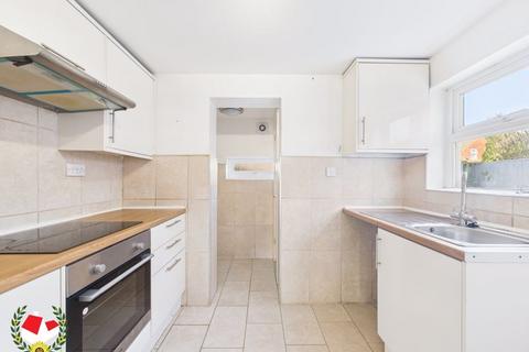 45 Linden Road, Gloucester, GL1 5HB