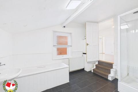 45 Linden Road, Gloucester, GL1 5HB