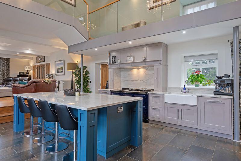 Main Kitchen/Family