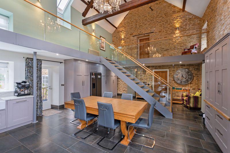 Main Kitchen/Family