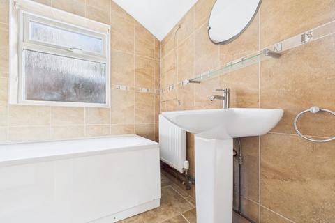 40 Clegram Road, Gloucester, GL1 5QA