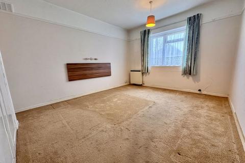 2 bedroom detached bungalow for sale, Cranleigh Gardens, Southbourne