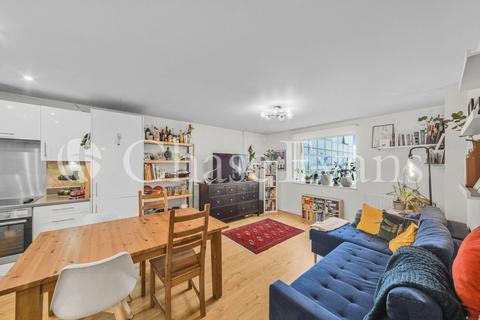 2 bedroom flat for sale, Houblon Apartments, Tyne Street, Aldgate, London, E1