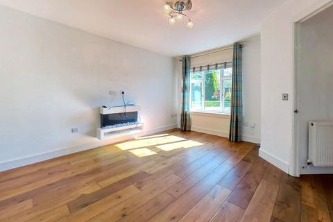 3 bedroom semi-detached house to rent, Chirmorie Crescent, Glasgow, G53