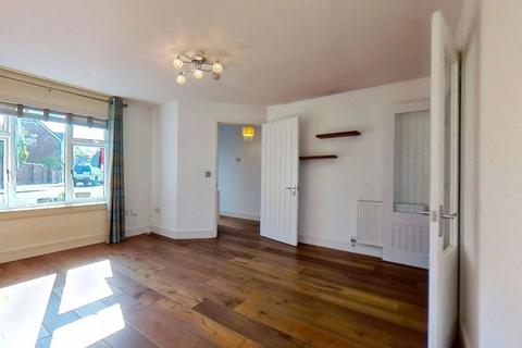 3 bedroom semi-detached house to rent, Chirmorie Crescent, Glasgow, G53