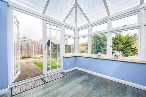 111 Oregon Square, Orpington, BR6 8BE