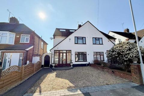 4 bedroom semi-detached house for sale, Graham Gardens, New Bedford Road Area, Luton, Bedfordshire, LU3 1NF