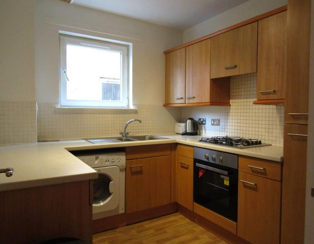 Apartment in Edinburgh, Leith Central - View 5