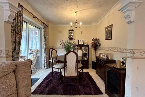 7 Goodrich Close, Muxton, Telford, TF2 8SN