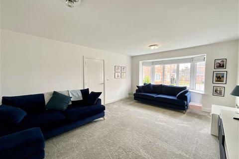 4 bedroom detached house for sale, Fairfields Chase, Aston, Sheffield, S26 2HA