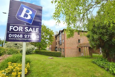 7 Chestnut Road, Vange, Basildon, SS16 4TD
