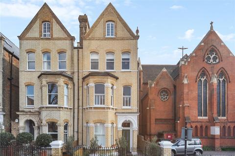 1 bedroom apartment for sale, Malwood Road, SW12