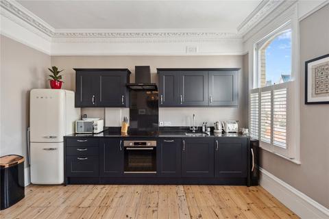 1 bedroom apartment for sale, Malwood Road, SW12