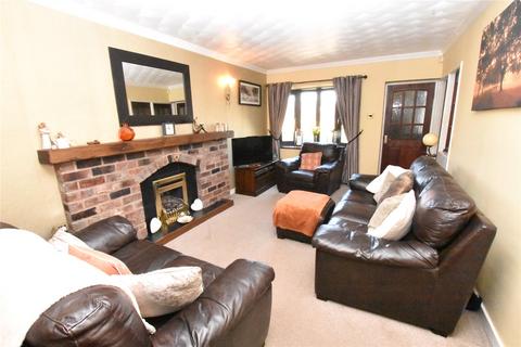 4 bedroom semi-detached house for sale, Templegate Avenue, Leeds