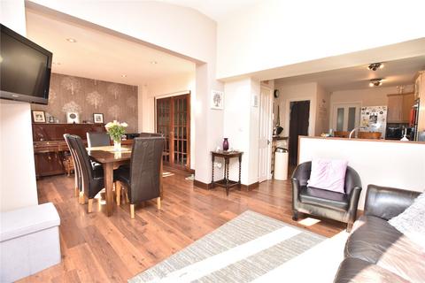 4 bedroom semi-detached house for sale, Templegate Avenue, Leeds