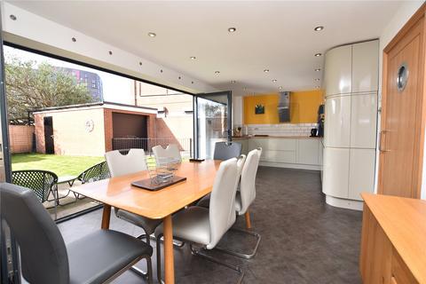 undefined, Spring Close Avenue, Leeds, West Yorkshire