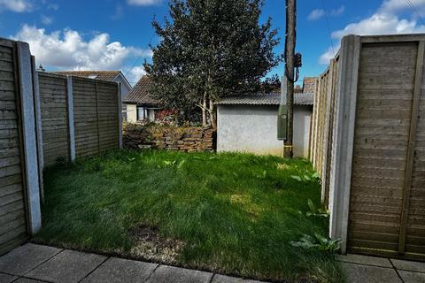 2 bedroom terraced house to rent, Penrose Close, Sanctuary Lane, Helston,