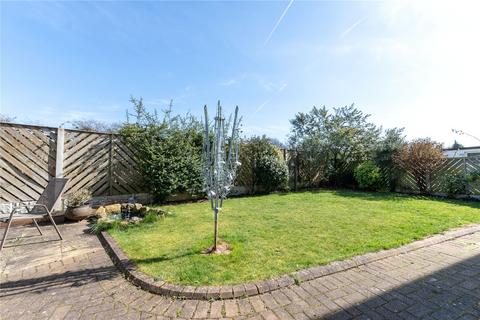 24 Albert Road, Oulton, Leeds, LS26 8TE