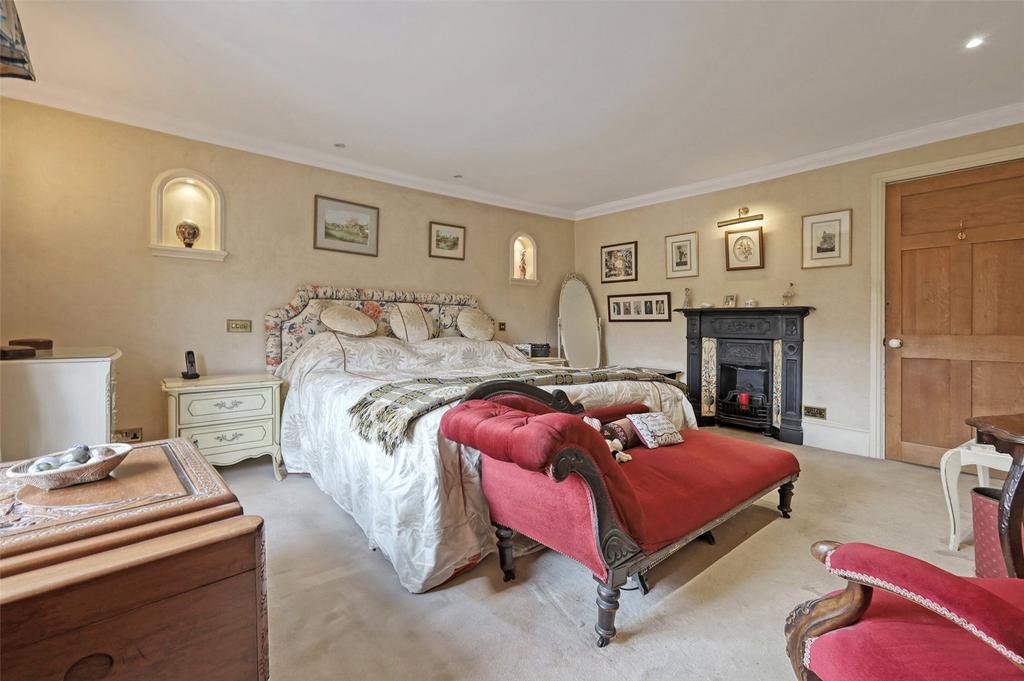 Principal Bedroom