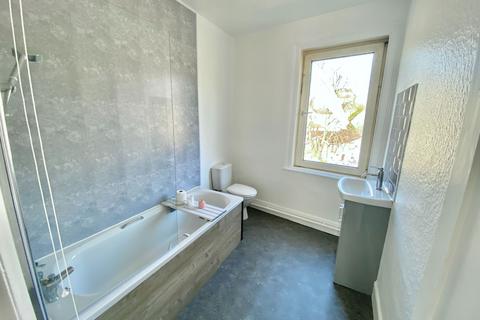 1 bedroom flat to rent, Princes Road, Torquay