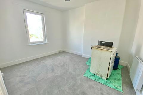 1 bedroom flat to rent, Princes Road, Torquay
