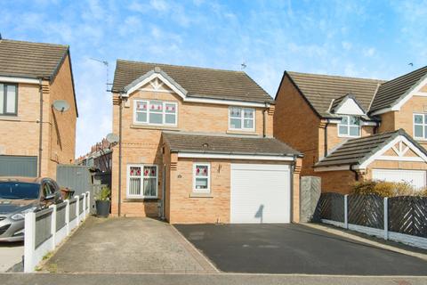 3 bedroom detached house for sale, Champion Avenue, West Yorkshire WF10