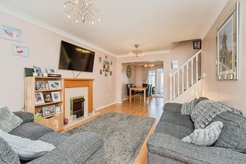 3 bedroom detached house for sale, Champion Avenue, West Yorkshire WF10