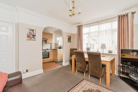 3 bedroom detached house for sale, Aketon Road, West Yorkshire WF10
