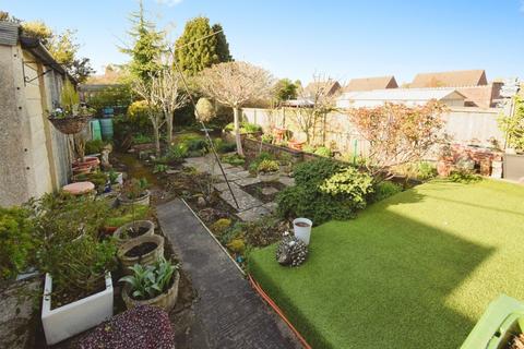 2 bedroom bungalow for sale, Epsom Road, Rugby CV22