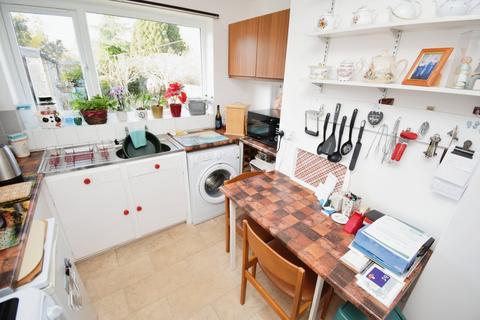 2 bedroom bungalow for sale, Epsom Road, Rugby CV22
