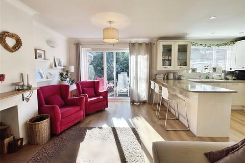 4 Bournes Close, Sturry, Canterbury, CT2 0LH