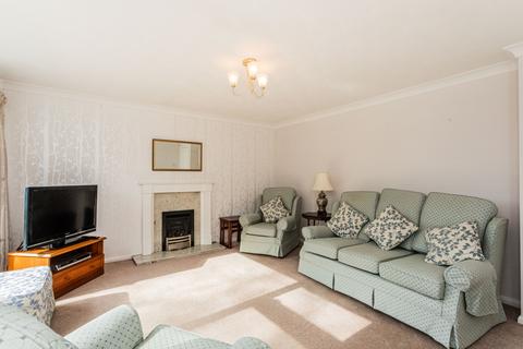 2 Cranborne Close, Lostock, Bolton, BL6 4JG