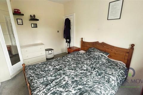 30 Church Road, Shaw, Oldham, OL2 7AU