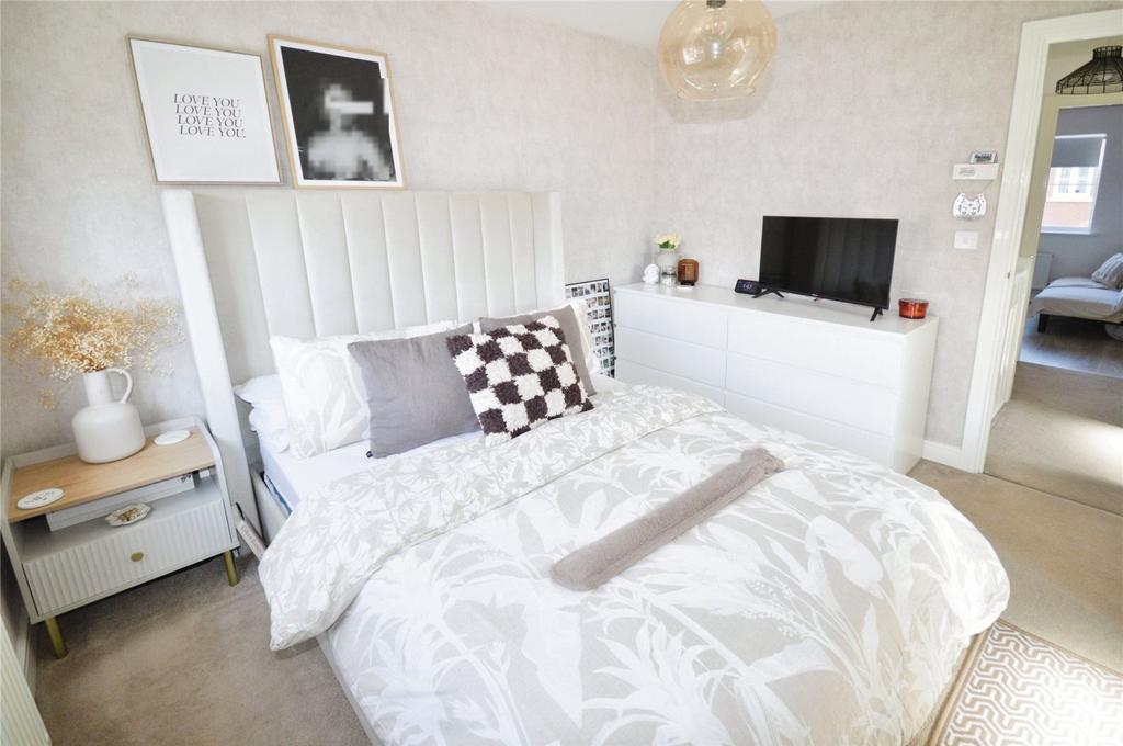 Main Bedroom