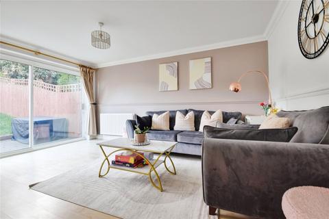 3 bedroom semi-detached house for sale, Chiltern Walk, Kent TN2