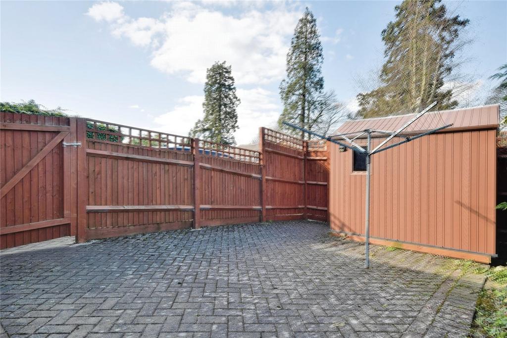 Enclosed Courtyard