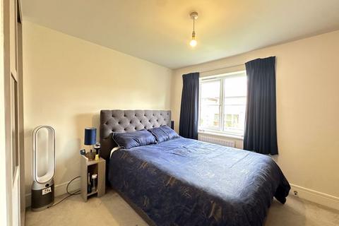 9 Battle Grove, Pontefract, WF8 4GF