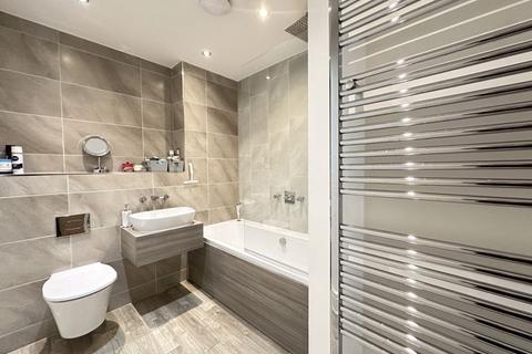 9 Battle Grove, Pontefract, WF8 4GF