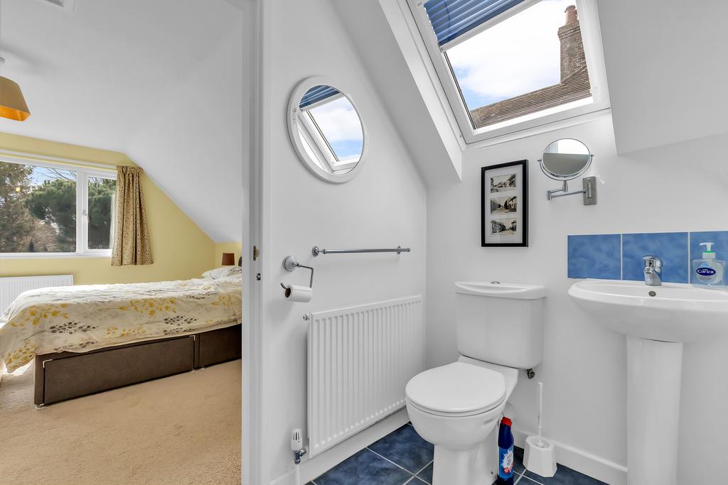 Bedroom 1 en suite
