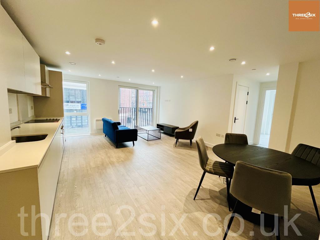 Moadern Furnished Two Bed Apartment in Digbeth Bi