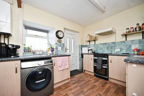 4 Waterloo Crescent, Bradford, BD10 0NQ