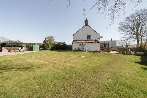 undefined, East Road, Tetford, Horncastle, LN9 6QQ