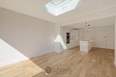 3 bedroom semi-detached house for sale, Old Heath Road, Colchester, Colchester, CO2